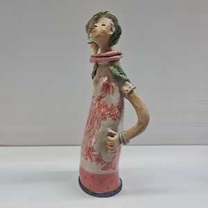 Grette ceramic figurine image